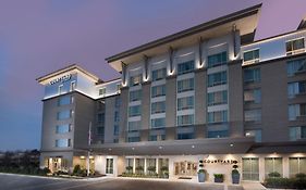 Courtyard By Marriott Atlanta Alpharetta/Avalon Area